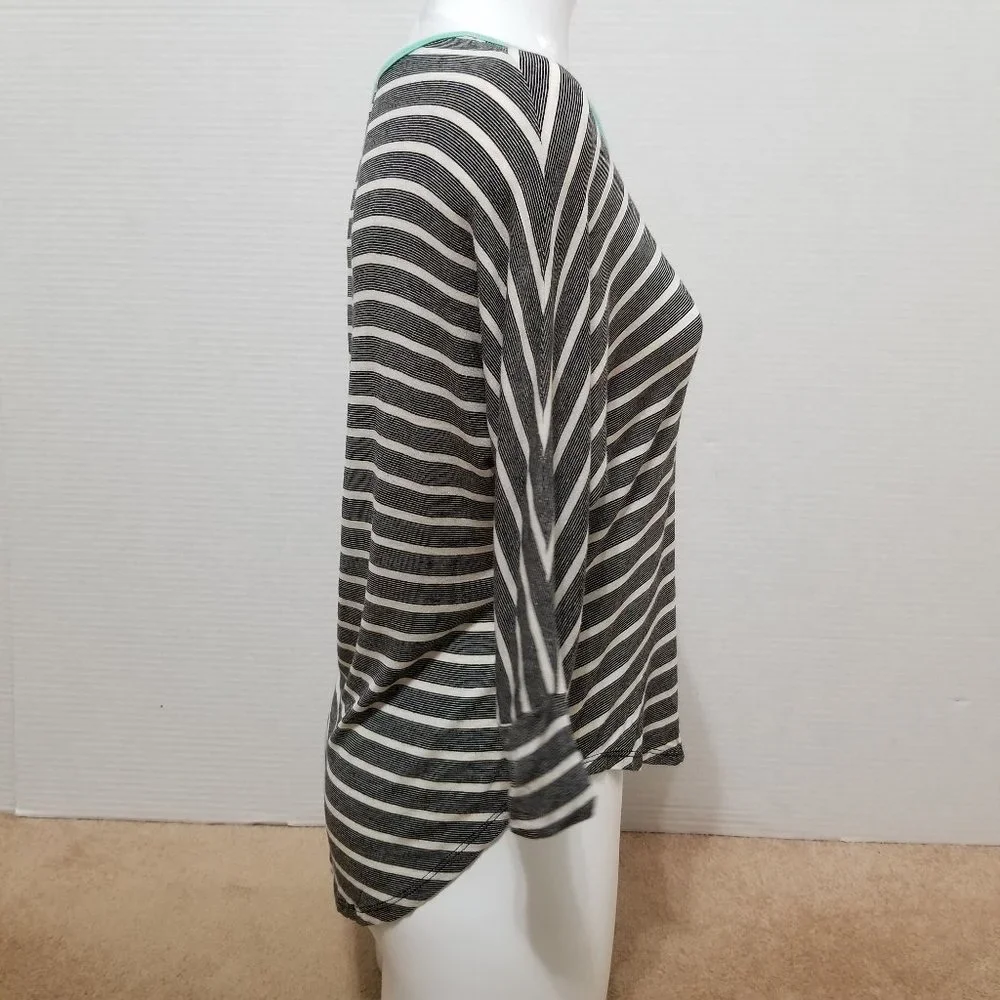 Pink Rose top XS striped dolman 3/4 sleeve curved hem stretch - Picture 4 of 10